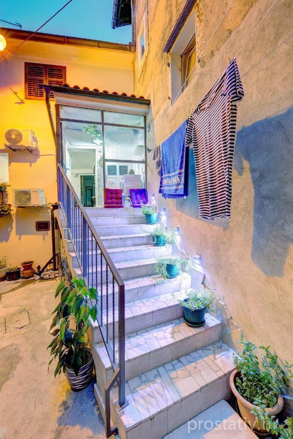 Apartmani Frankopan 1 Сень Екстер'єр фото